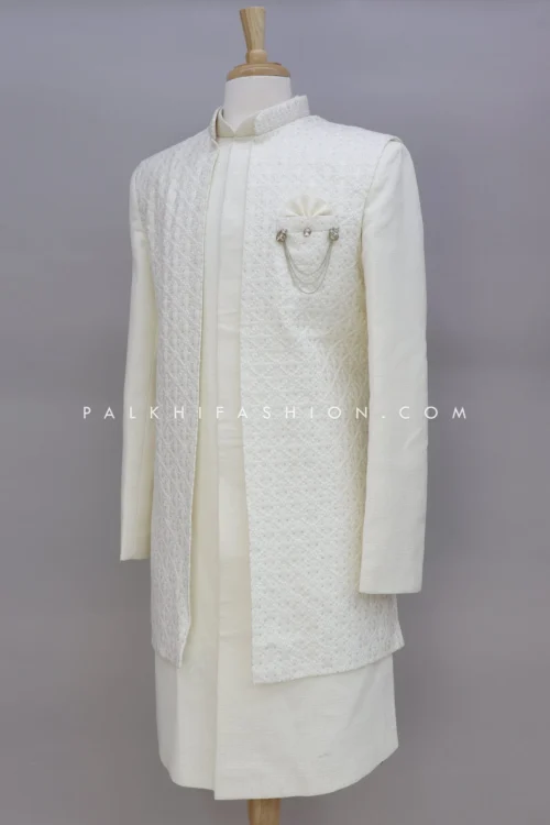 Cream Chikankari Indo-Western With Jacket -Indian Wear Shop CreamChikankariIndo WesternWithJacket 2 scaled