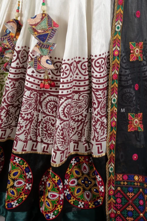 Pure Gaji Silk Navratri Chaniya Choli With Vintage Art – Palkhi Fashion -Indian Wear Shop pure gaji silk navratri chaniya choli with vintage art palkhi fashion 419181 scaled