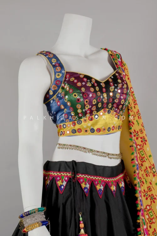 Sparkle & Spin: Black Navratri Chaniya Choli With Bandhani & Ikat 7 Sparkle & Spin: Black Navratri Chaniya Choli With Bandhani & Ikat -Indian Wear Shop sparkle spin black navratri chaniya choli with bandhani ikat 929849 scaled